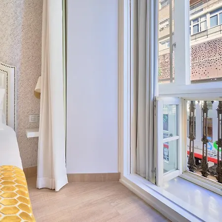 Tandem Soho Apartment *